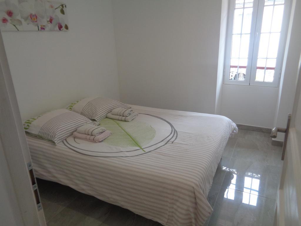 Hotel Du Midi Cazaubon מראה חיצוני תמונה