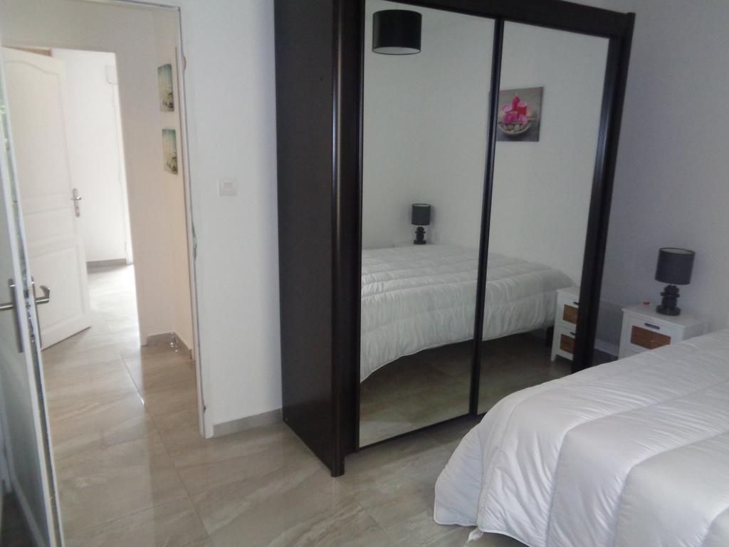 Hotel Du Midi Cazaubon מראה חיצוני תמונה