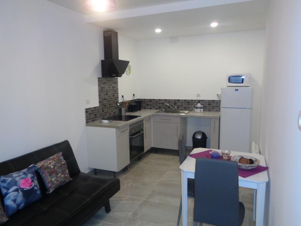 Hotel Du Midi Cazaubon מראה חיצוני תמונה