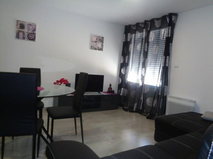 Hotel Du Midi Cazaubon מראה חיצוני תמונה